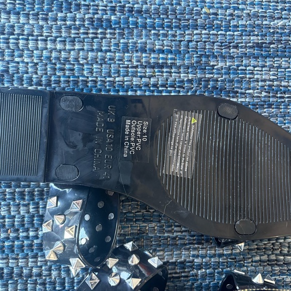 Olivia Miller Black Sandals with Silver Accents - Picture 7 of 8